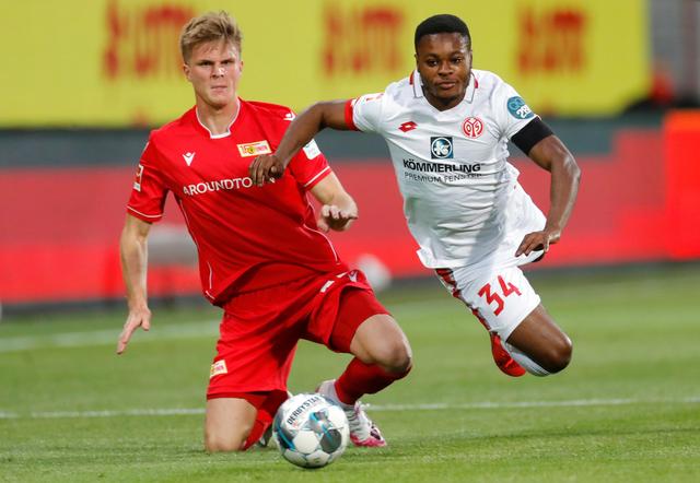 都让我们对 都让我们对